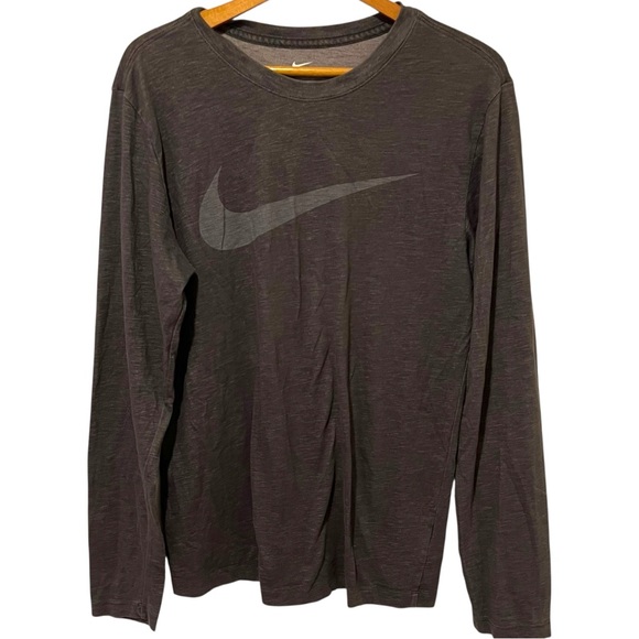 Nike Other - Nike Men's Dark Gray Long Sleeve Tee